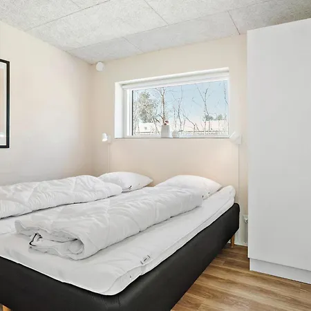 Σπίτι διακοπών 4 Bedroom Beautiful In Vestervig