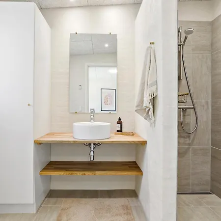 4 Bedroom Beautiful In * Vestervig